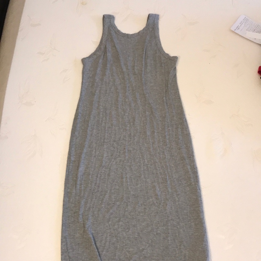 Grey ribbed knit midi dress